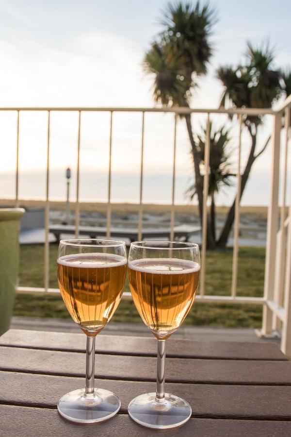 Inn Of The Four Winds Seaside Oceanfront Exterior photo