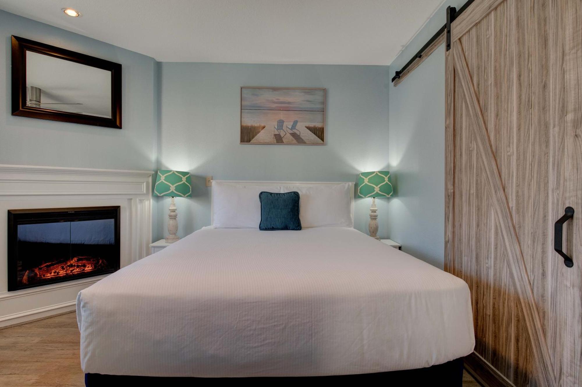 Inn Of The Four Winds Seaside Oceanfront Room photo